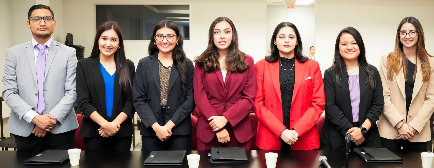 Inicia la fase semifinal con destacada participación universitaria.