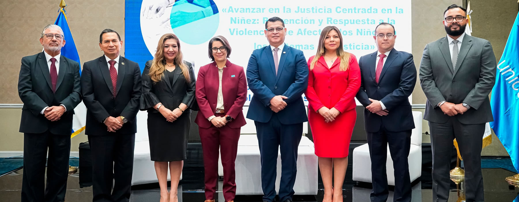 Protegiendo la integridad de la niñez y adolescencia en entornos digitales.