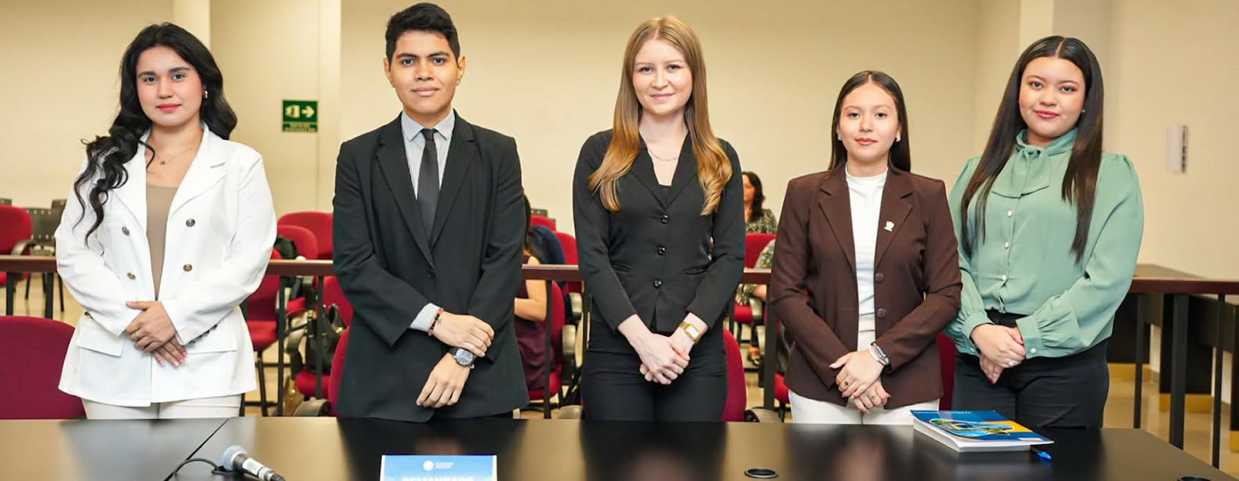 Cuatro universidades inician la fase semifinal del Concurso Interuniversitario sobre Competencias para Juicios Orales